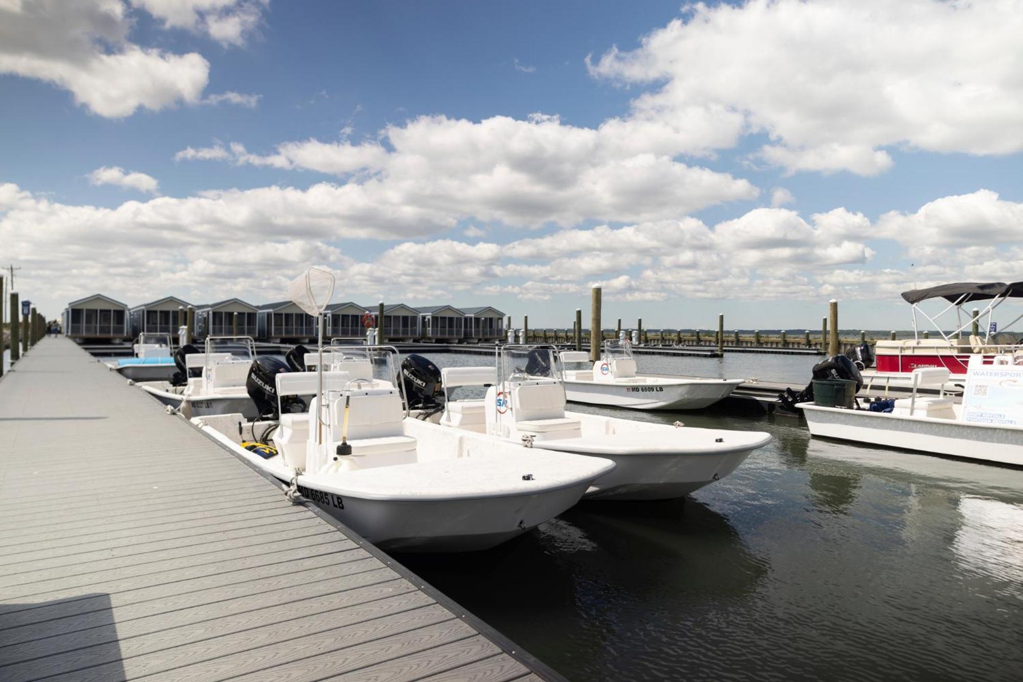 Blufin Bungalows & Marina Chincoteague Exterior photo